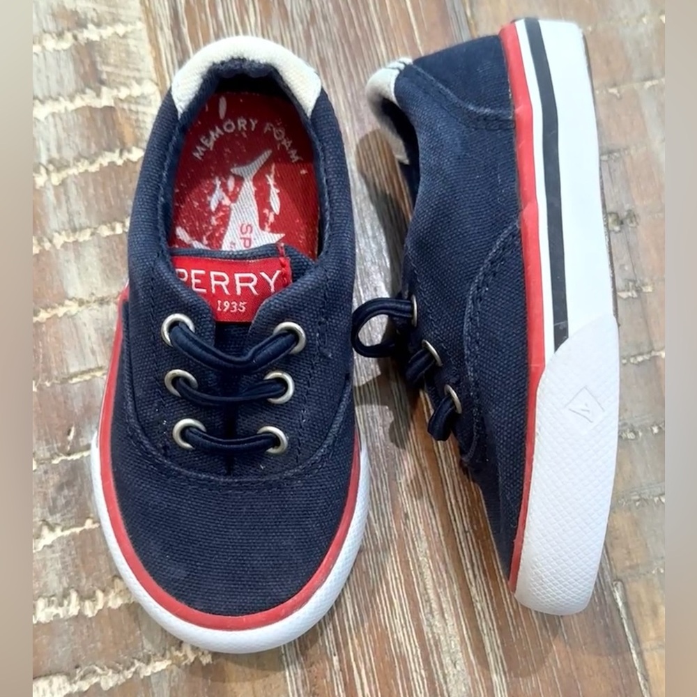 Sperry Kids Striper II Jr. Boat Sneaker Navy, Baby size 5M